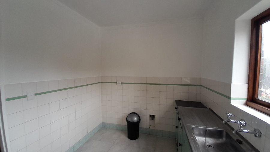 2 Bedroom Property for Sale in Kenilworth Western Cape
